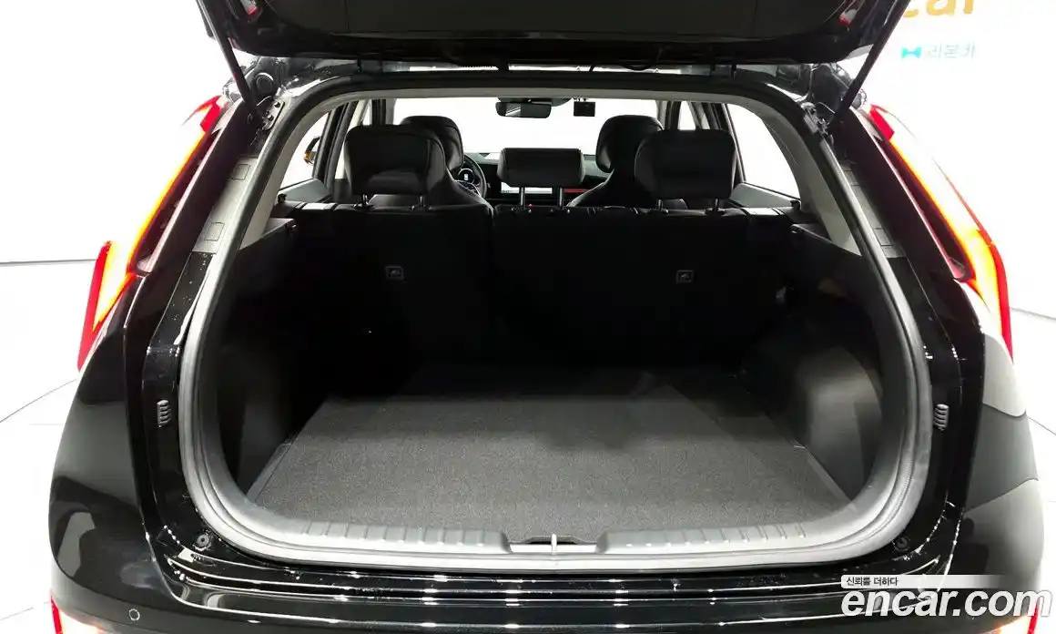 Kia Niro 2023 автомат (гидро), фото 31