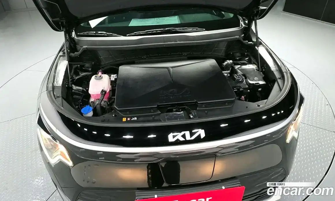 Kia Niro 2023 автомат (гидро), фото 6