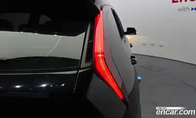 Kia Niro 2023 автомат (гидро), миниатюра 9