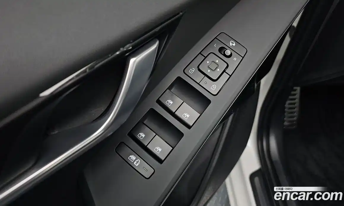 Kia Niro 2024 1.6 автомат (гидро), фото 13