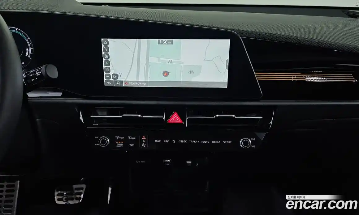 Kia Niro 2024 1.6 автомат (гидро), фото 16