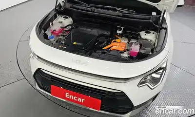 Kia Niro 2024 1.6 автомат (гидро), миниатюра 6