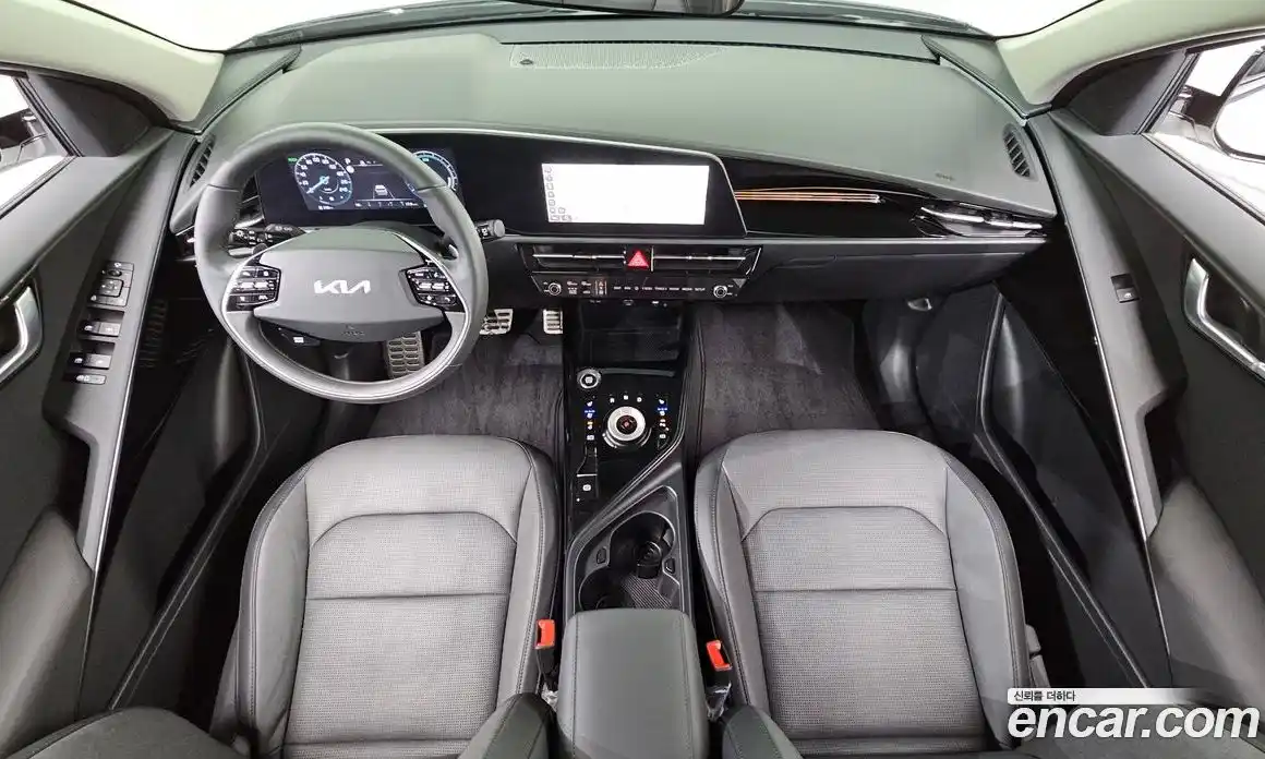 Kia Niro 2024 1.6 автомат (гидро), фото 7