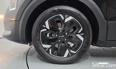 Kia Niro 2023 0.2 автомат (гидро), миниатюра 5