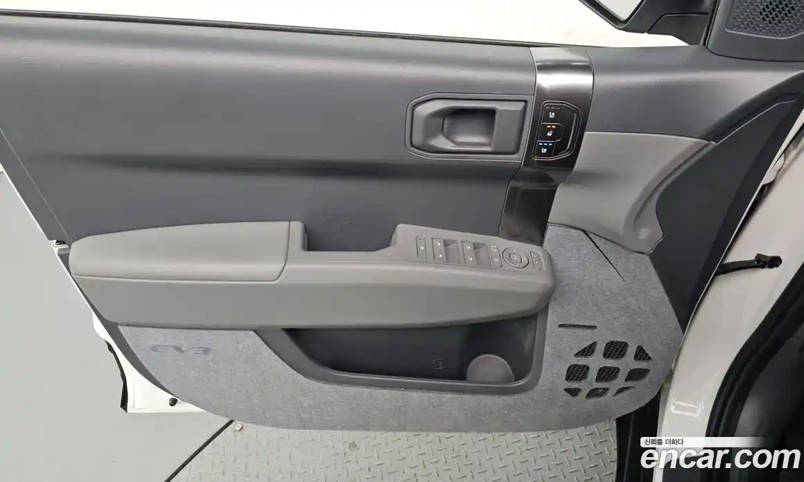 Kia EV3 2024 0.2 автомат (гидро), фото 14