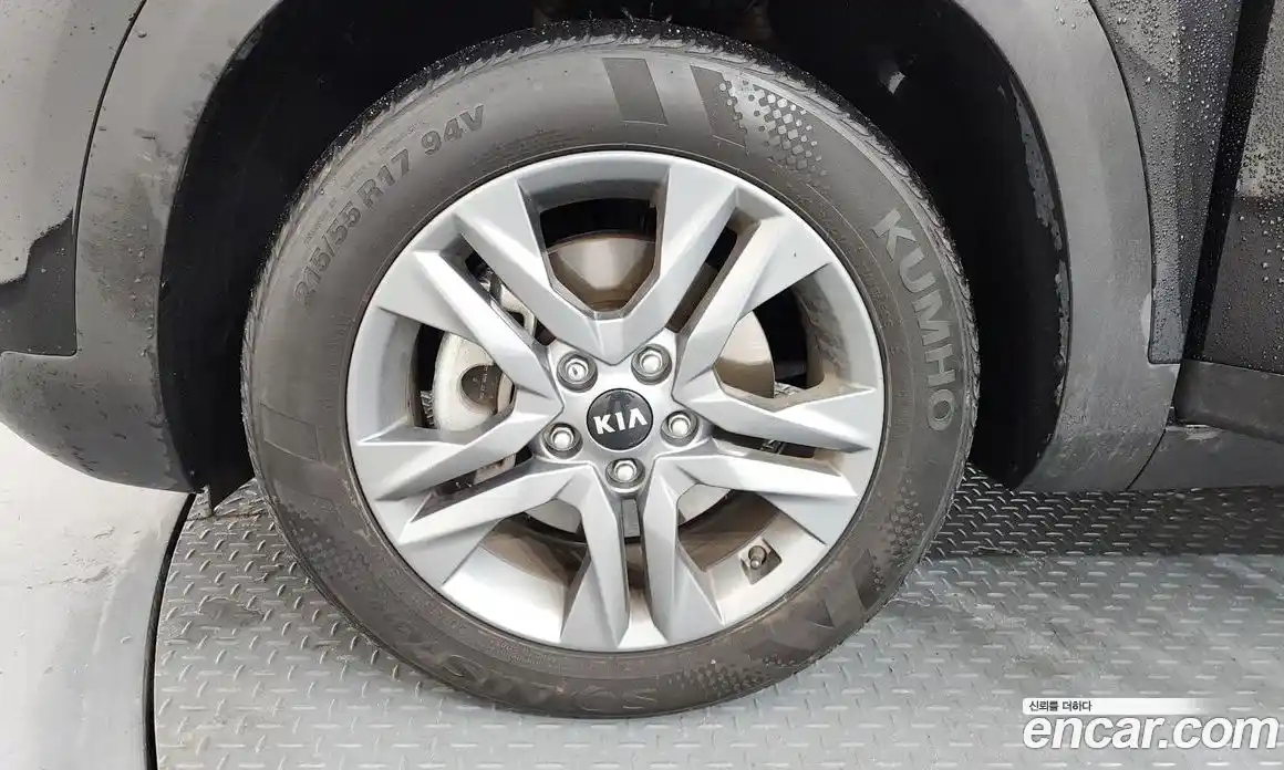 Kia Seltos 2021 1.6 автомат (гидро), фото 5