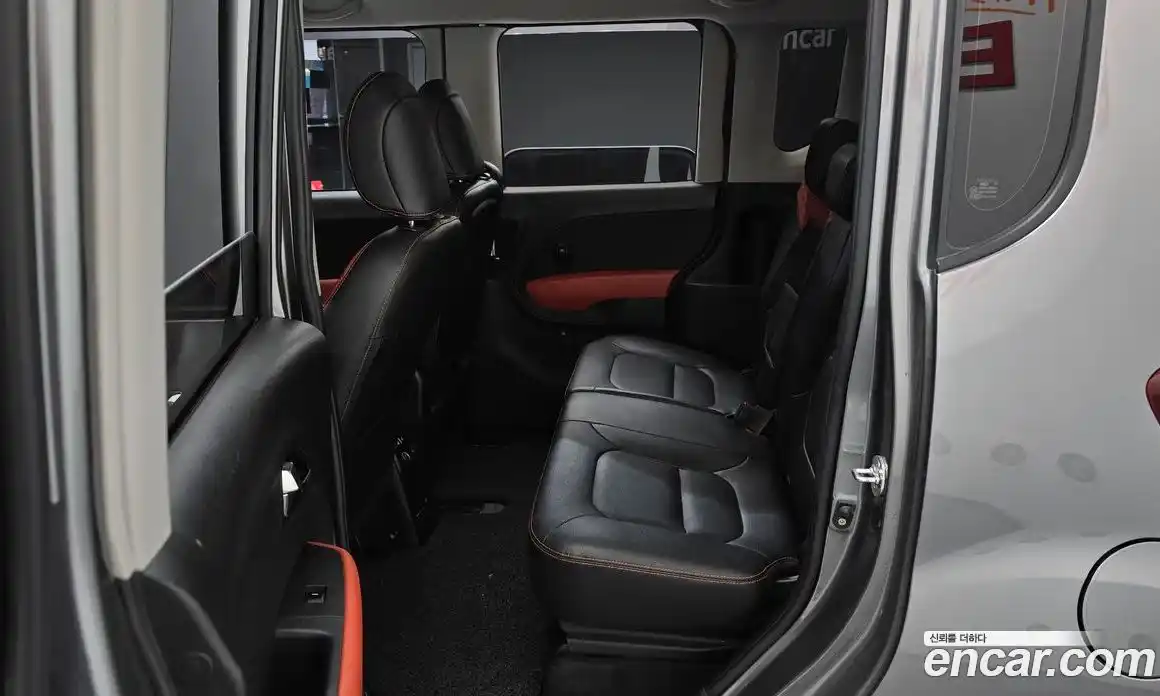 Kia Ray 2021 1.0 автомат (гидро), фото 17