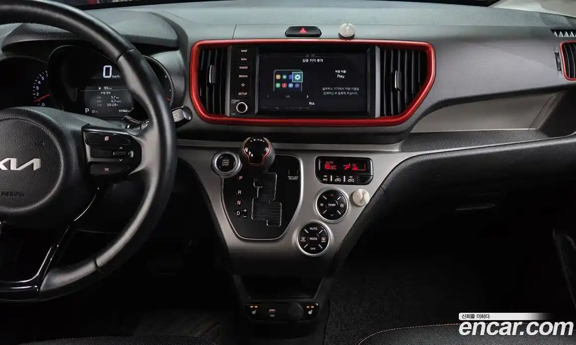 Kia Ray 2021 1.0 автомат (гидро), фото 19