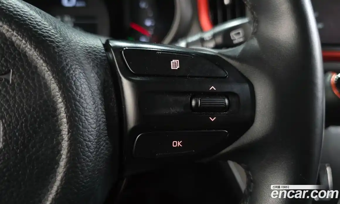 Kia Ray 2021 1.0 автомат (гидро), фото 29