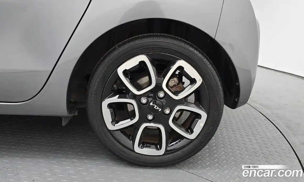 Kia Ray 2021 1.0 автомат (гидро), фото 7