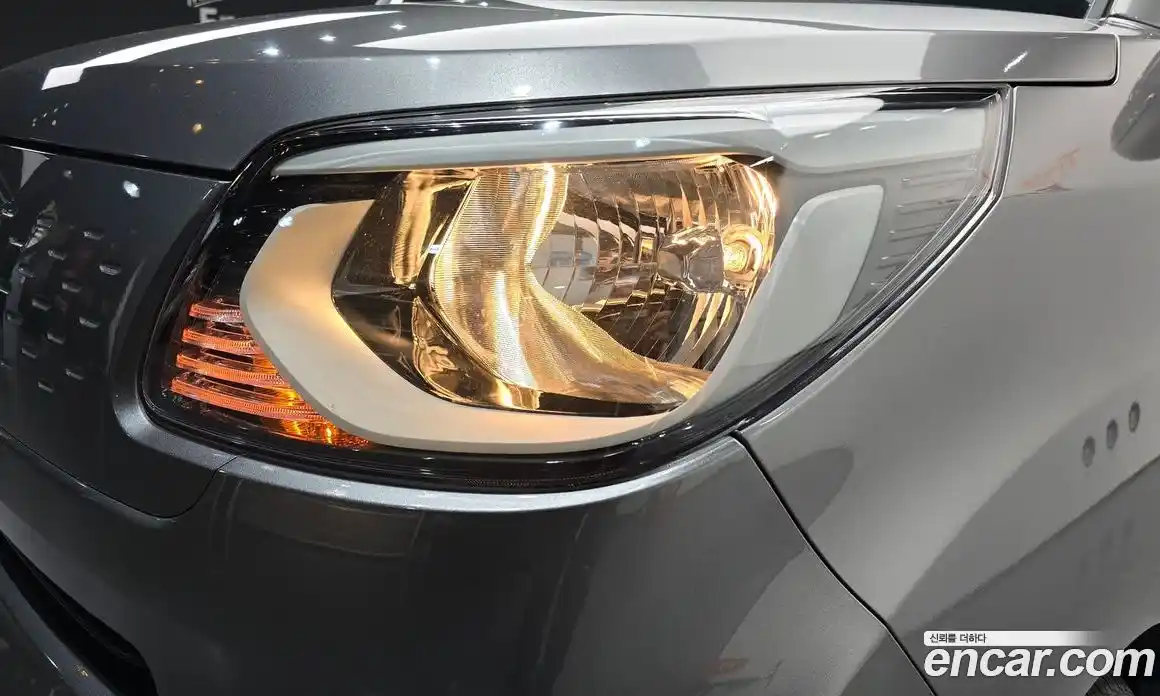 Kia Ray 2021 1.0 автомат (гидро), фото 8