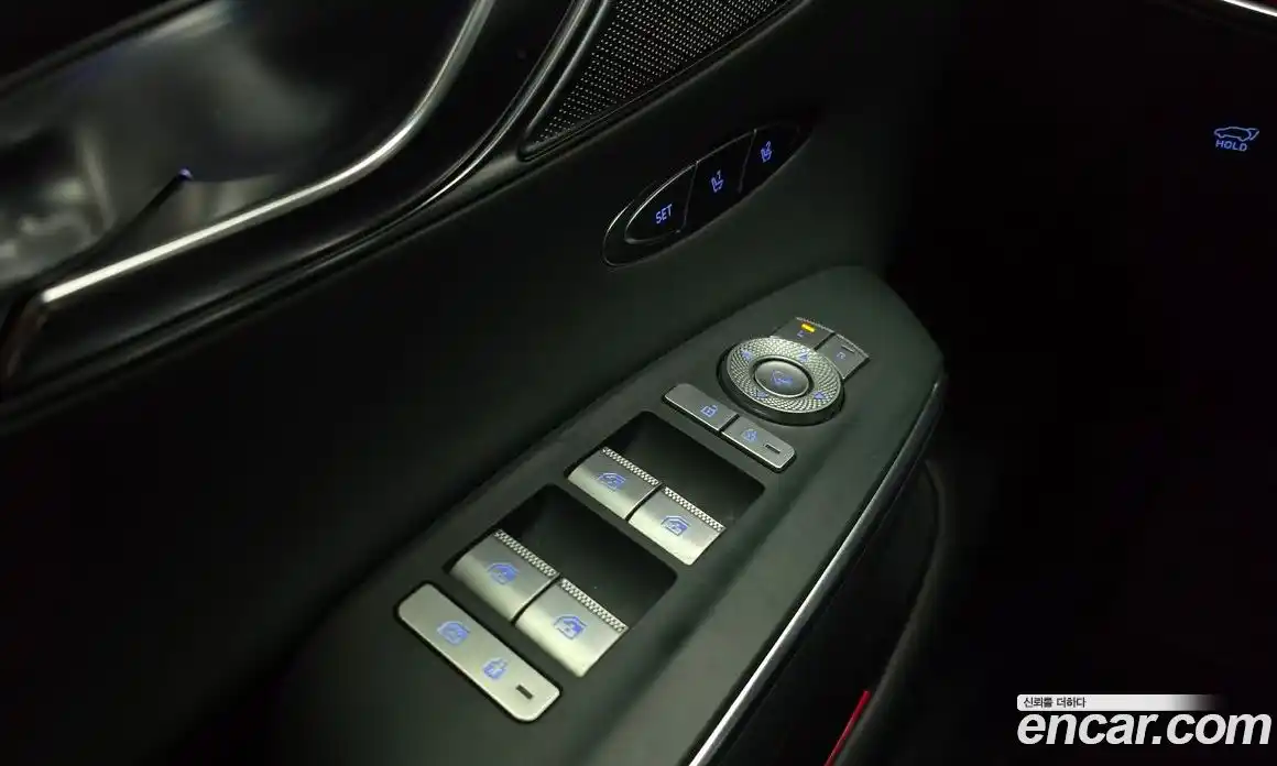 Genesis GV70 2022 0.1 гидро, фото 18
