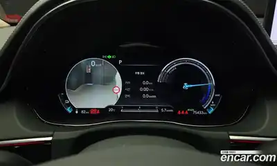 Genesis GV70 2022 0.1 гидро, миниатюра 8