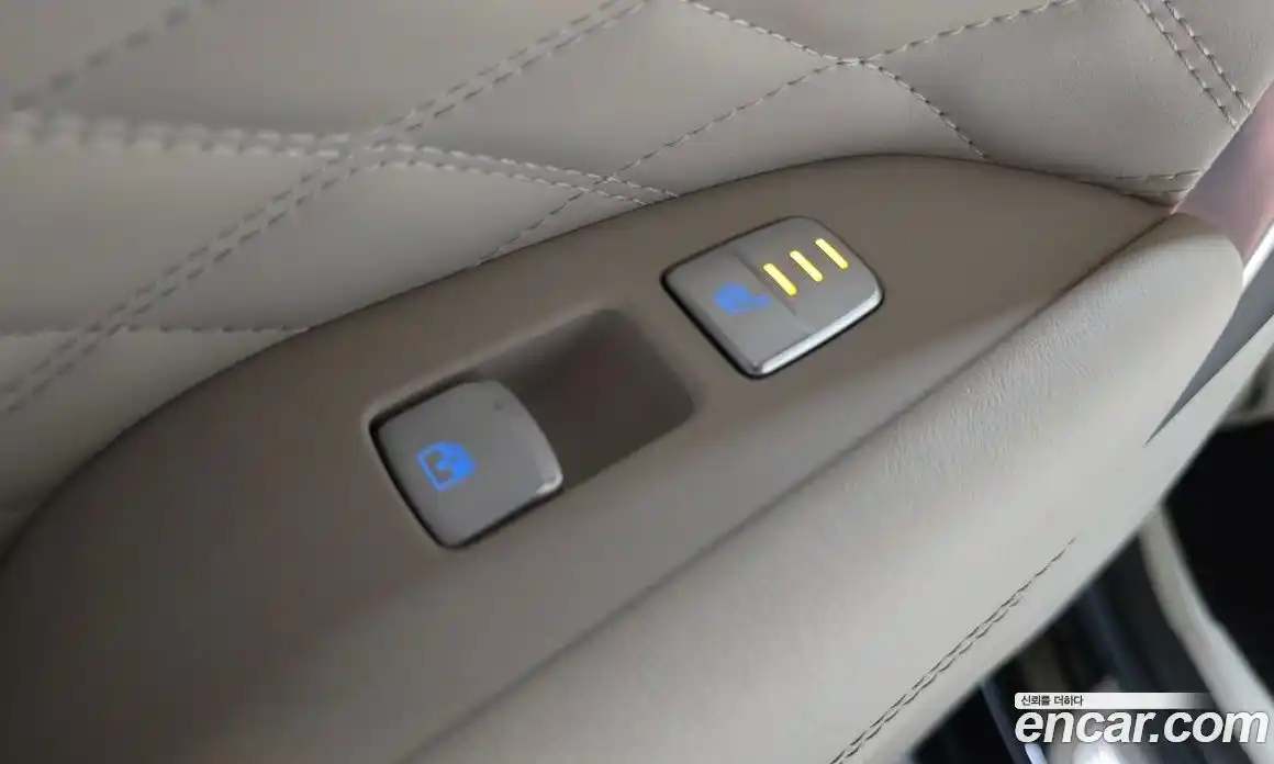 Genesis G70 2020 3.3 гидро, фото 17