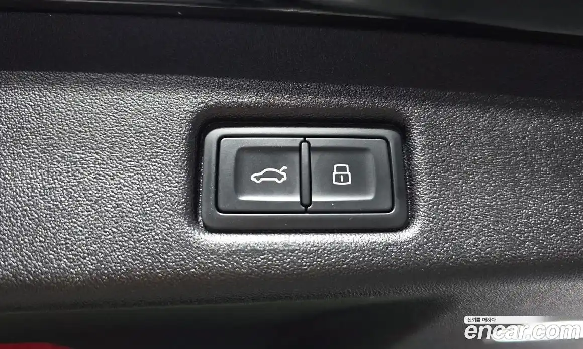 Audi Q5 2025 2.0 автомат (гидро), фото 24