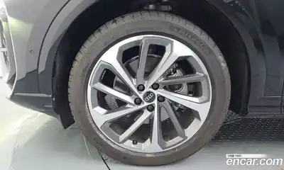 Audi Q5 2025 2.0 автомат (гидро), миниатюра 5