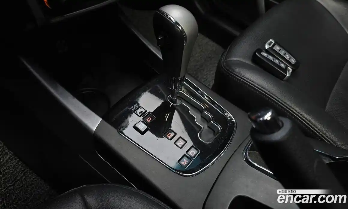SsangYong Korando 2015 2.0 автомат (гидро), фото 12