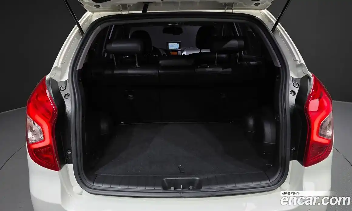 SsangYong Korando 2015 2.0 автомат (гидро), фото 26