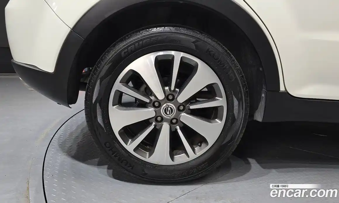 SsangYong Korando 2015 2.0 автомат (гидро), фото 5