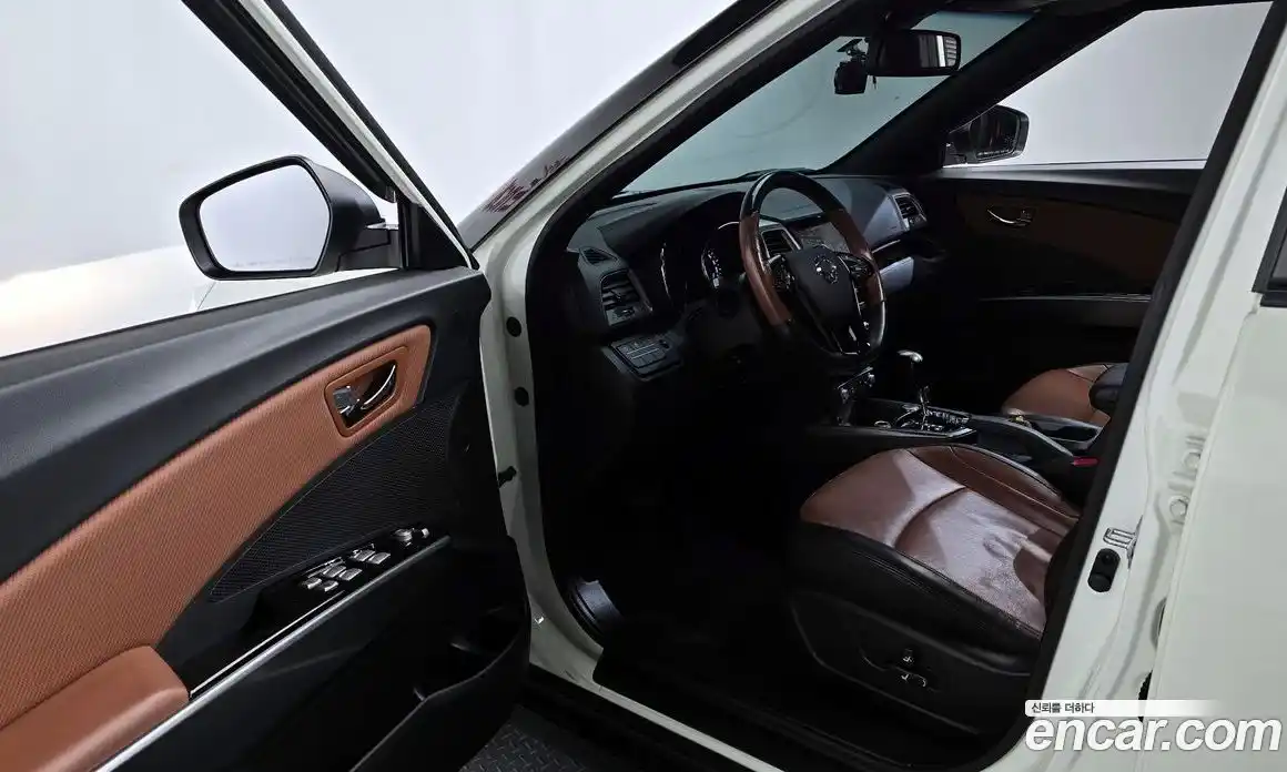 SsangYong TIBOLI 2017 1.6 автомат (гидро), фото 13