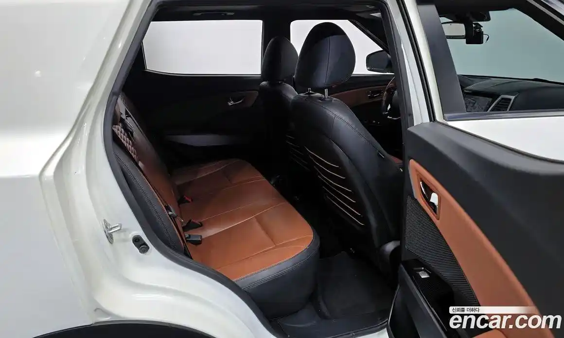 SsangYong TIBOLI 2017 1.6 автомат (гидро), фото 17