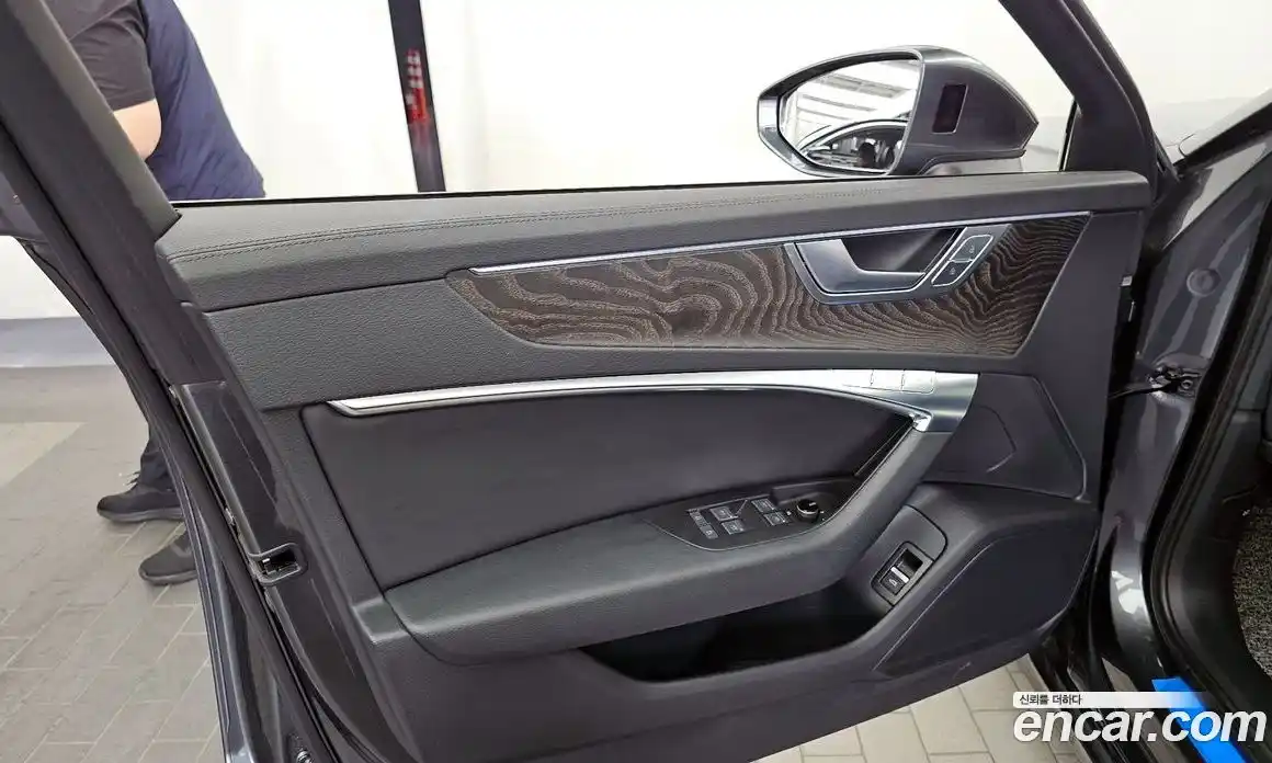 Audi A6 2021 2.0 автомат (гидро), фото 14