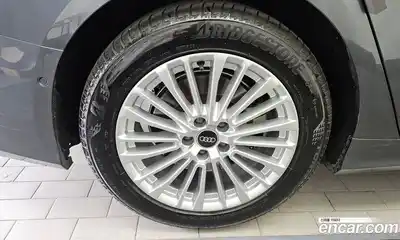 Audi A6 2021 2.0 автомат (гидро), миниатюра 5