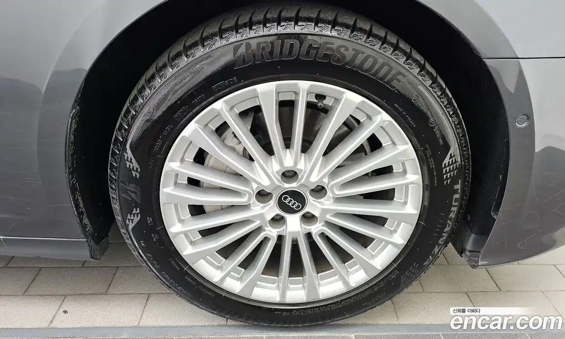 Audi A6 2021 2.0 автомат (гидро), фото 7