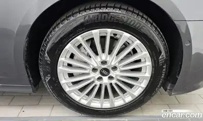 Audi A6 2021 2.0 автомат (гидро), миниатюра 7