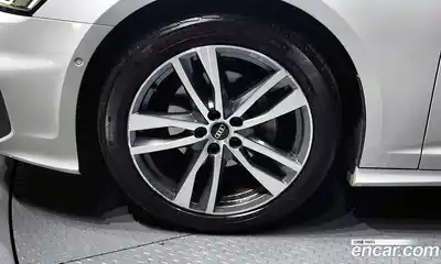 Audi A6 2022 2.0 автомат (гидро), миниатюра 5