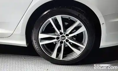 Audi A6 2022 2.0 автомат (гидро), миниатюра 7