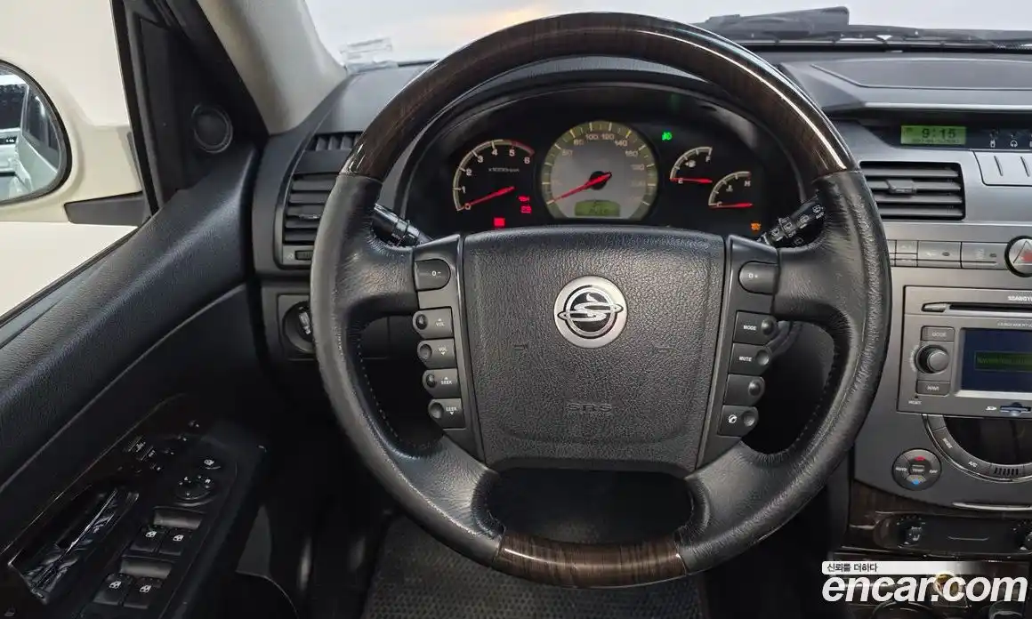 SsangYong Rexton 2009 2.7 автомат (гидро), фото 15