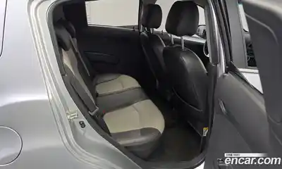 Chevrolet Spark 2012 1.0 автомат (гидро), миниатюра 11