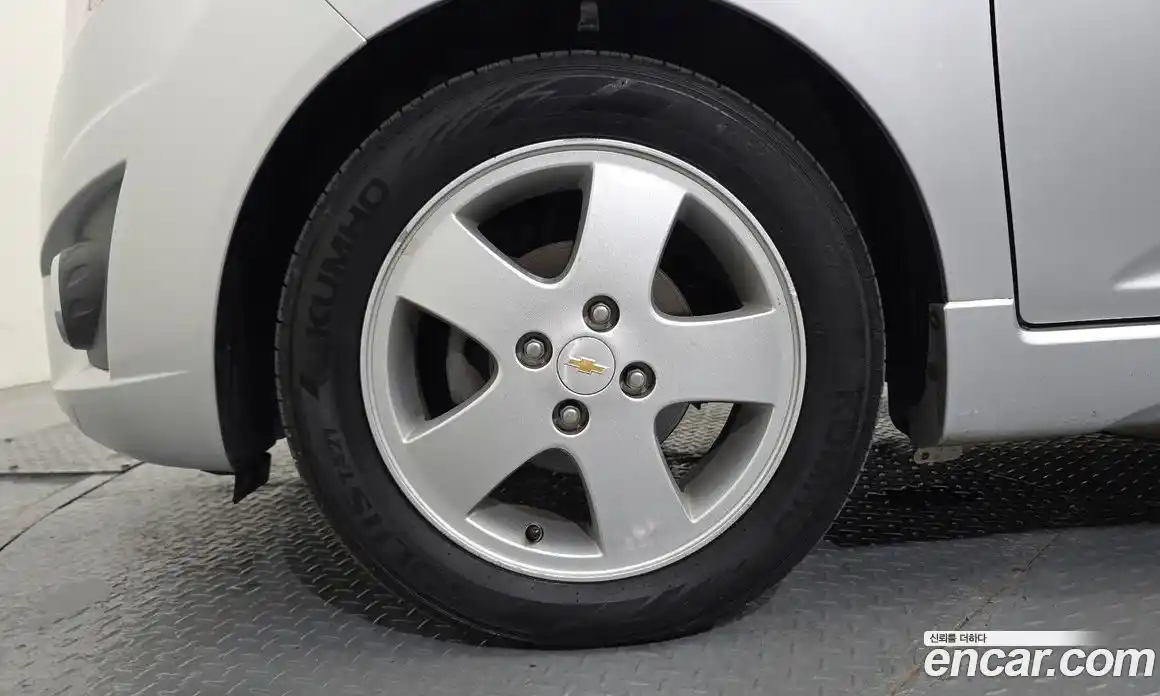 Chevrolet Spark 2012 1.0 автомат (гидро), фото 5