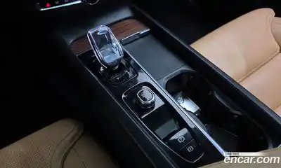 Volvo XC60 2023 2.0 автомат (гидро), миниатюра 12