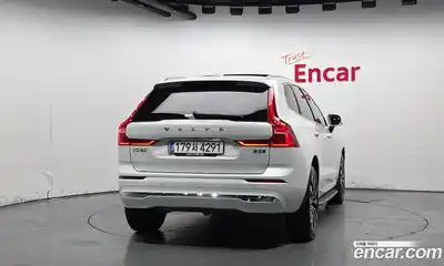Volvo XC60 2023 2.0 автомат (гидро), миниатюра 4