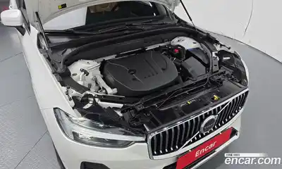 Volvo XC60 2023 2.0 автомат (гидро), миниатюра 6