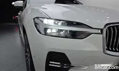 Volvo XC60 2023 2.0 автомат (гидро), миниатюра 8