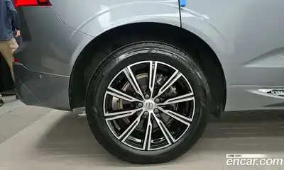 Volvo XC60 2018 2.0 автомат (гидро), миниатюра 5