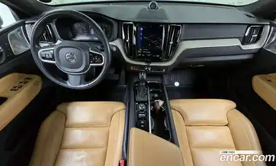 Volvo XC60 2018 2.0 автомат (гидро), миниатюра 10