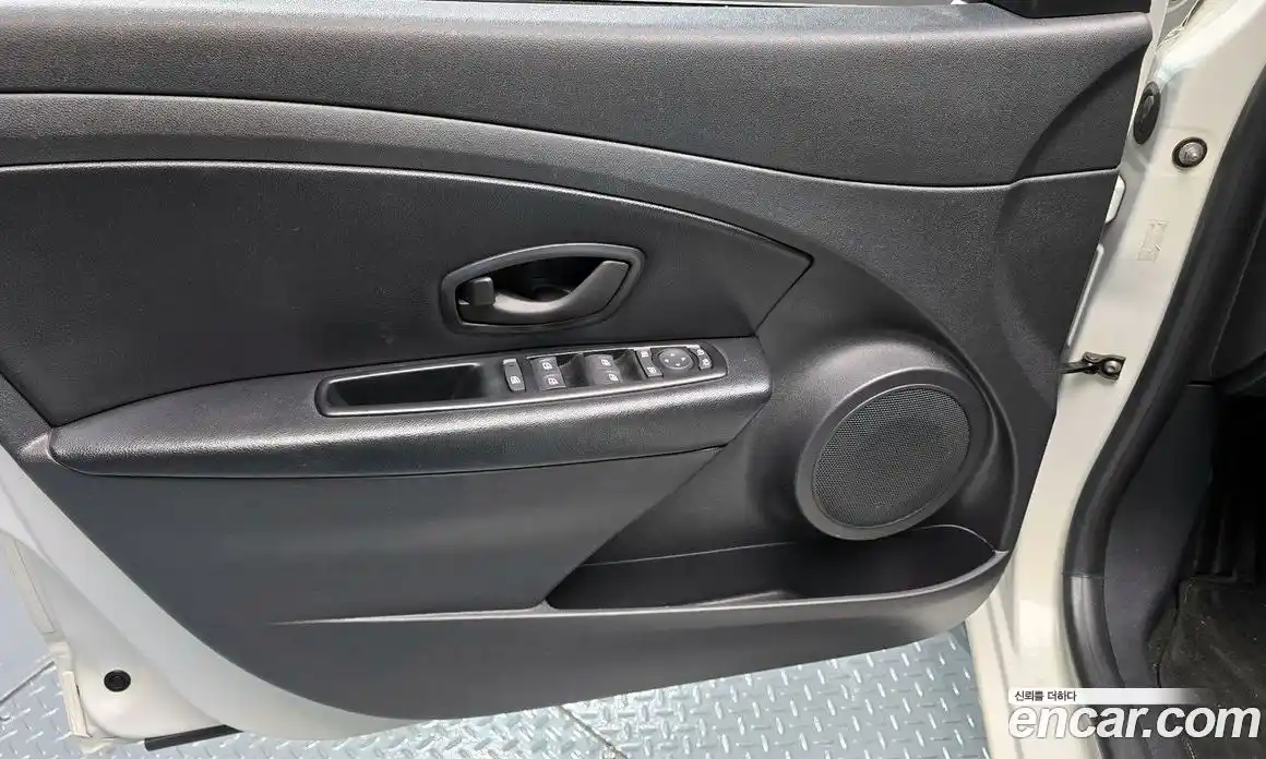 Renault SM3 2015 1.6 гидро, фото 14