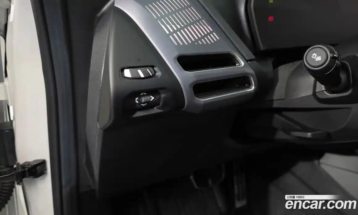 BMW 2-Series 2025 2.0 гидро, фото 27