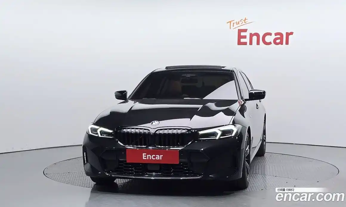 BMW 3-Series 2024 2.0 гидро, фото 3