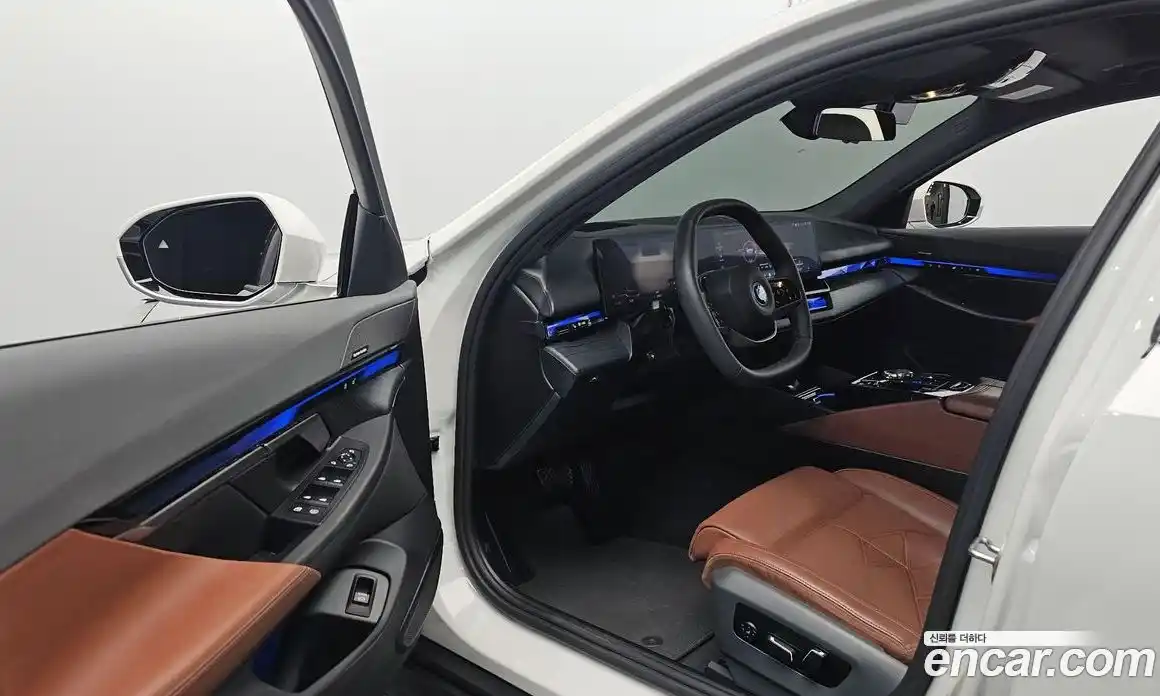 BMW i5 2024 0.2 автомат (гидро), фото 13