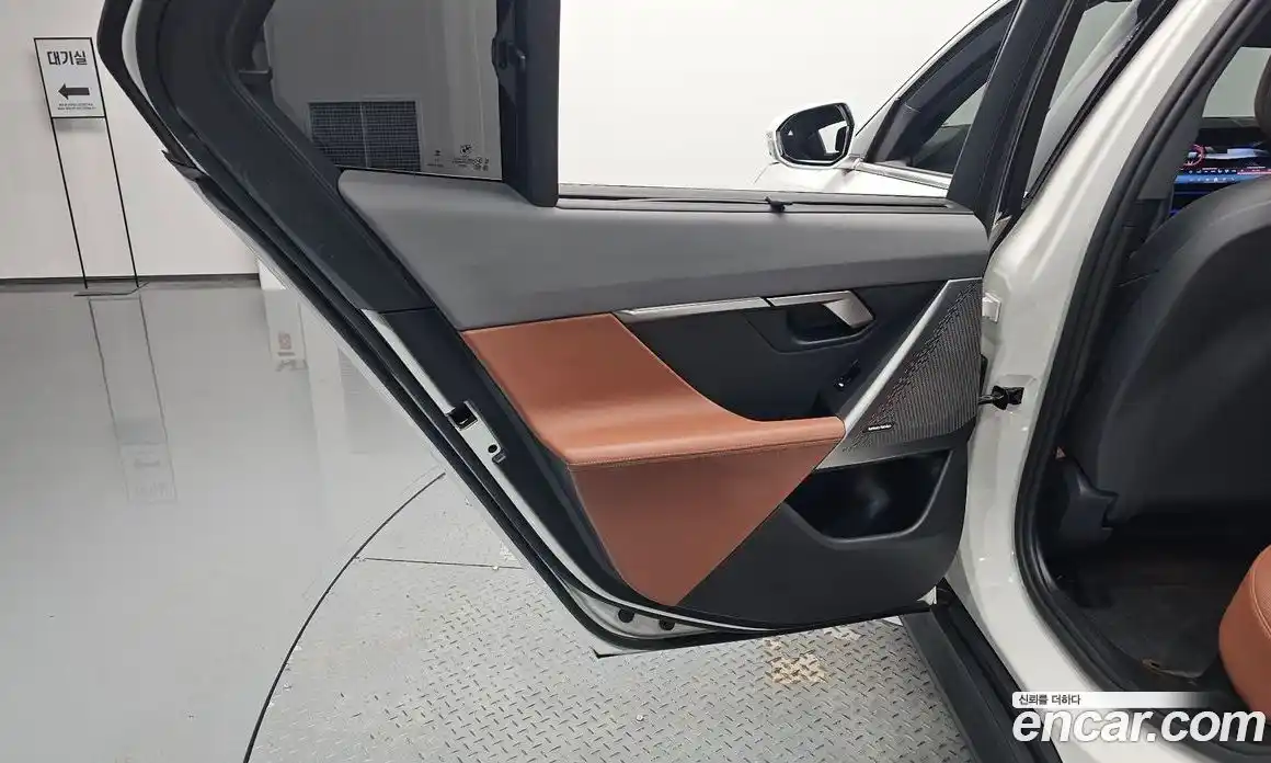 BMW i5 2024 0.2 автомат (гидро), фото 15