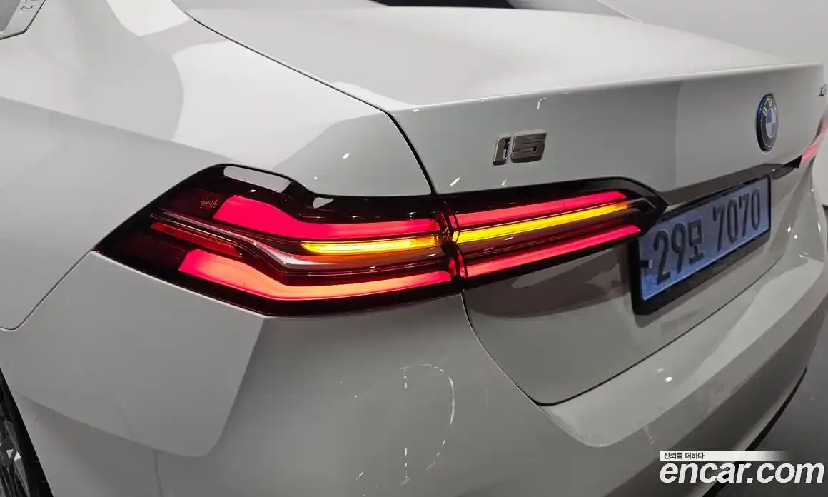 BMW i5 2024 0.2 автомат (гидро), фото 9