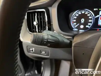 Volvo XC60 2020 2.0 автомат (гидро), миниатюра 12