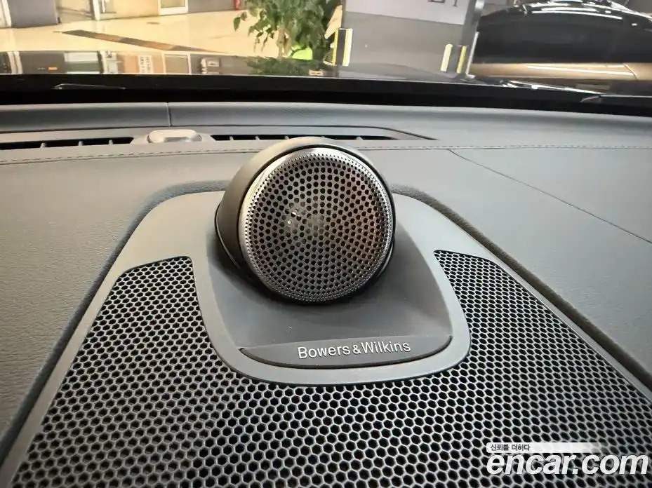 Volvo XC60 2020 2.0 автомат (гидро), фото 16