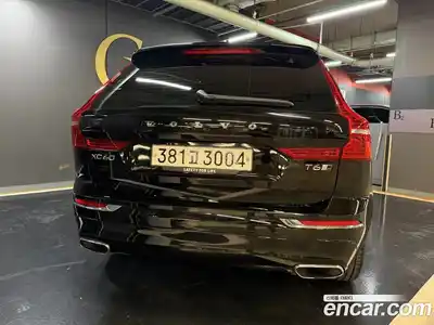 Volvo XC60 2020 2.0 автомат (гидро), миниатюра 4