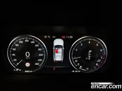 Volvo XC60 2020 2.0 автомат (гидро), миниатюра 8